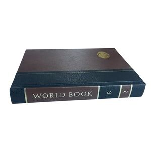 World Book Encyclopedia B Volume 2 1979 Childcraft Inc Black Brown Gold Hardcove